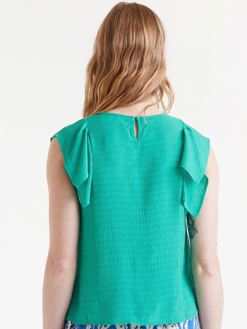 Compania Fantastica Ruffle Sleeveless Top