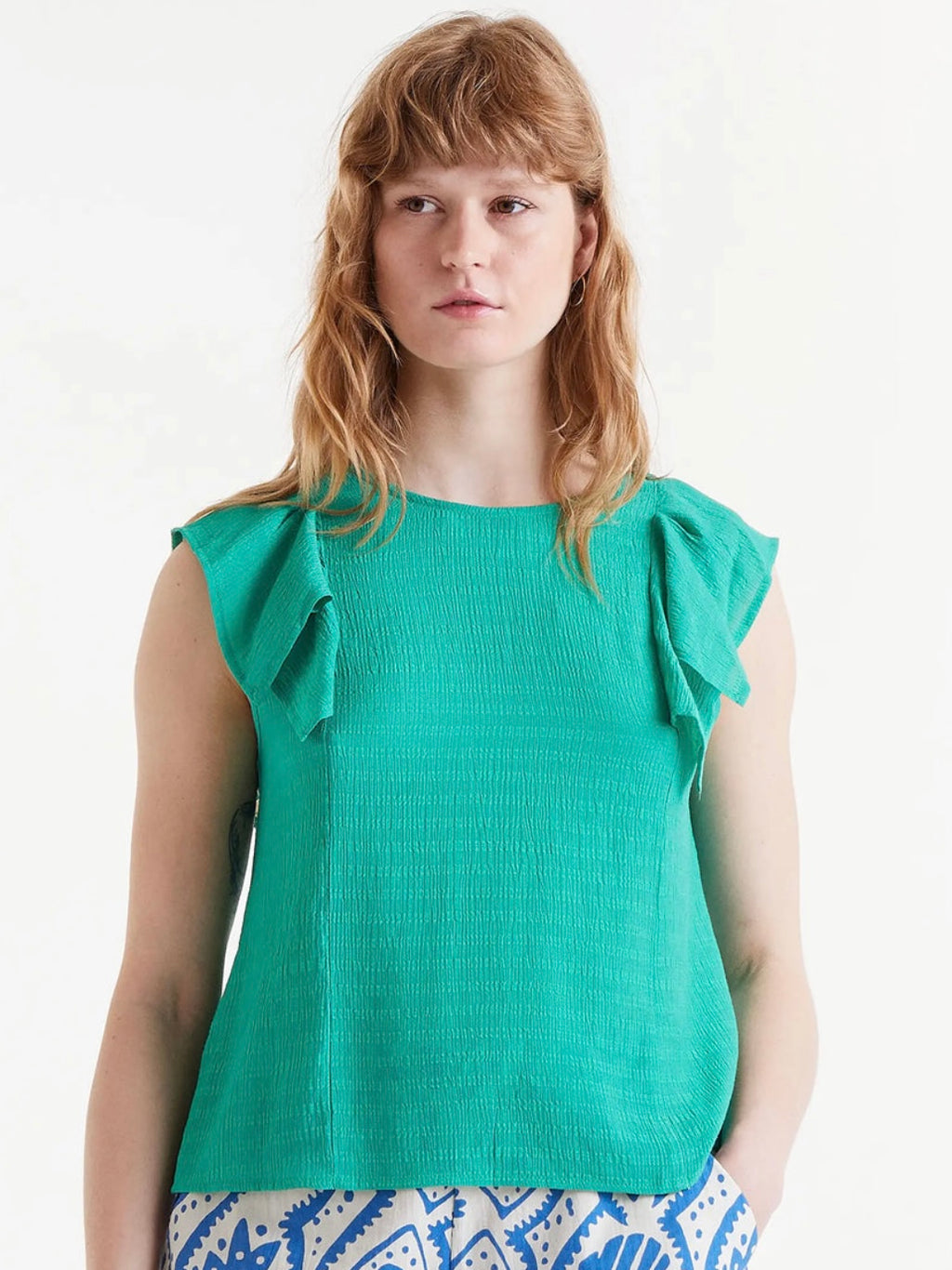 Compania Fantastica Ruffle Sleeveless Top