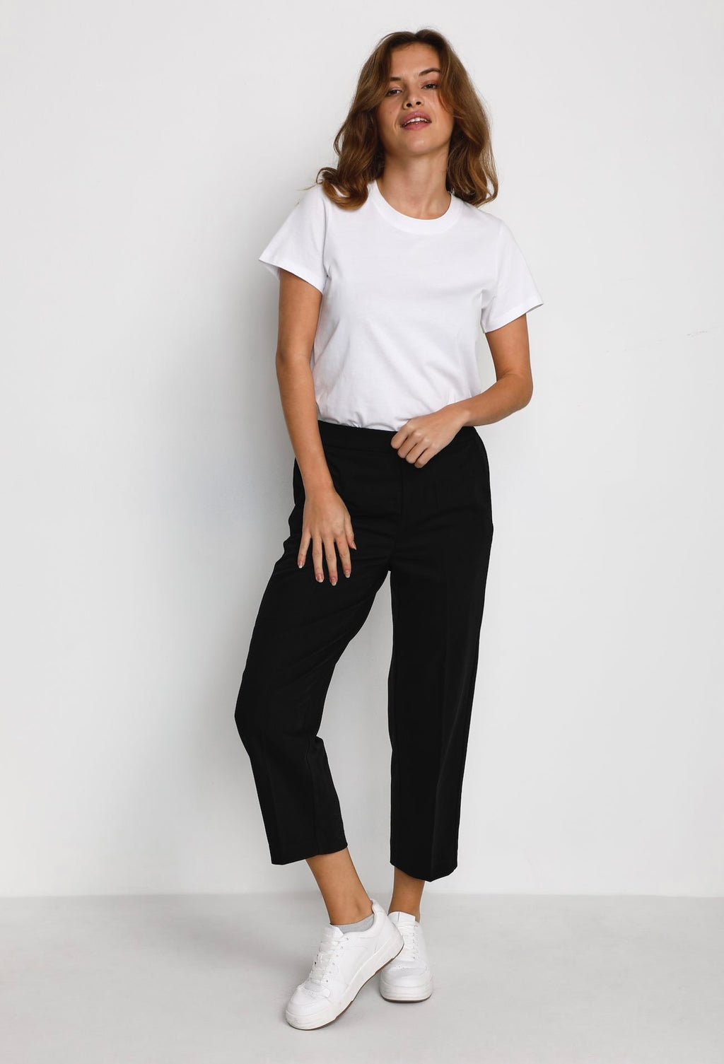 Sakura Cropped Trousers