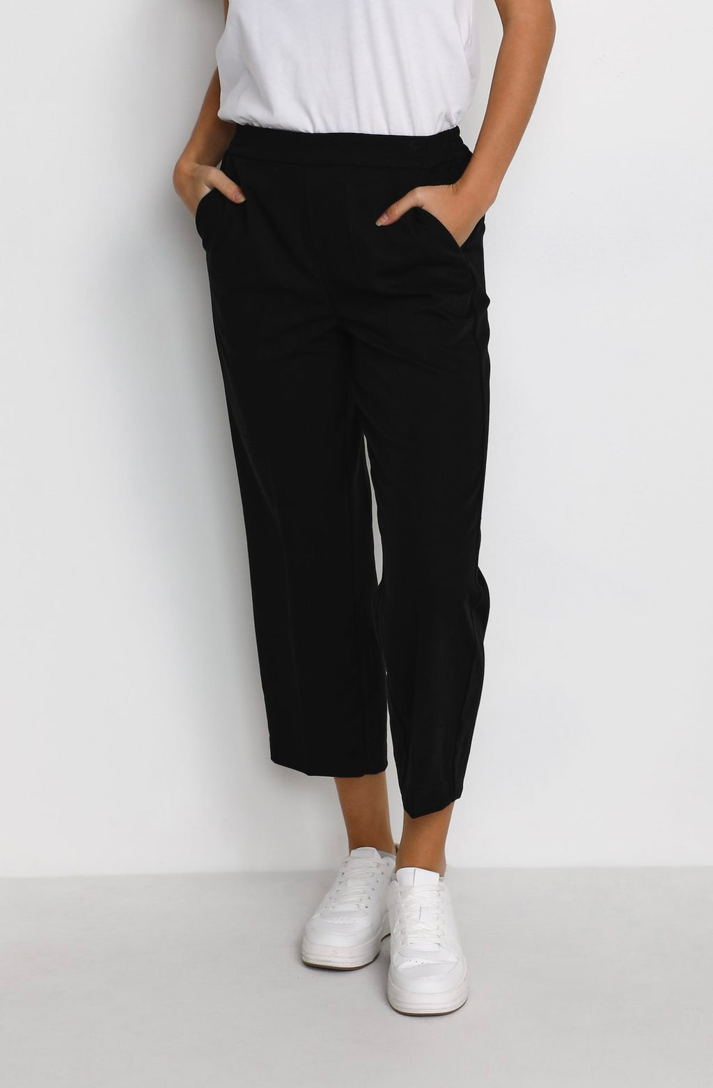 Sakura Cropped Trousers